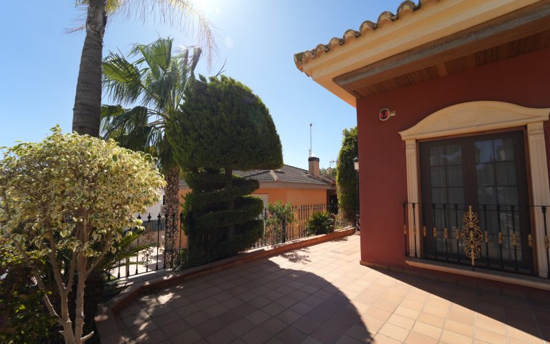 ProdiedadVenta chalet en Dehesa De Campoamor con 7 habitaciones, 6 baños, con vistas al mar